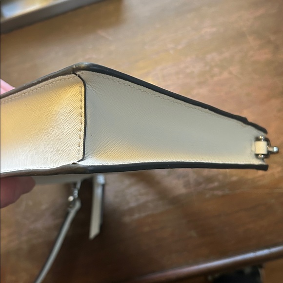 Kate Spade Cream Crossbody Bag - Picture 11 of 16